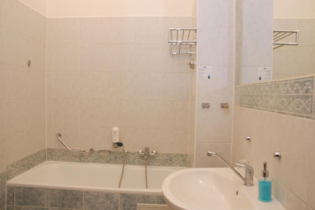 Hotel U Ruze Slavonice Room photo
