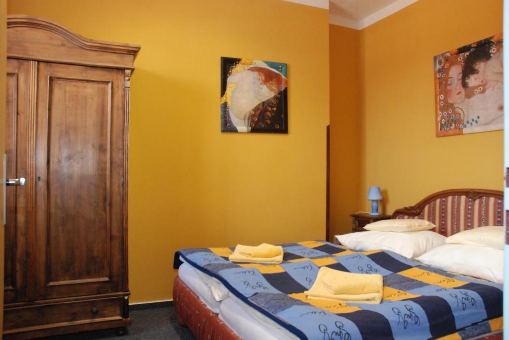 Hotel U Ruze Slavonice Room photo