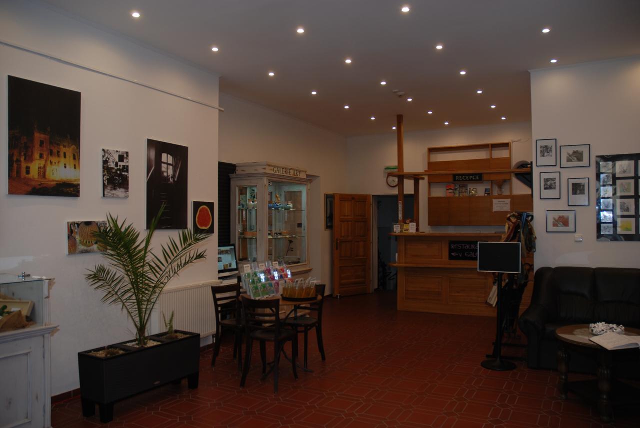 Hotel U Ruze Slavonice Exterior photo